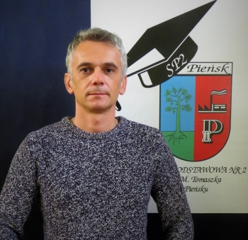 Grzegorz Przekop- nauczyciel wychowania fizycznego, informatyki